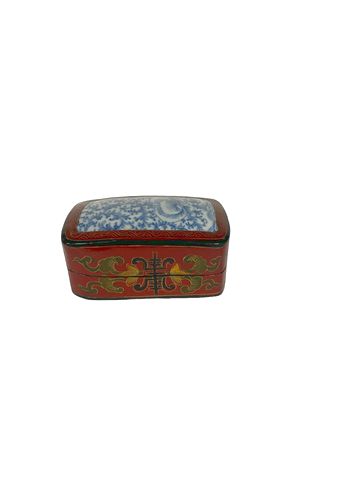 Asian lacquered papier-mache box w/blue & white porcelain insert, 5.25x3.5x2.25