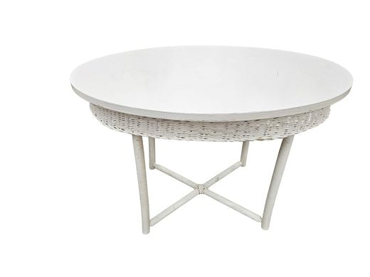 Vintage White Wicker Oval Coffee Table 23"h x 33'l x 27'w
