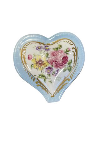 Heart Shaped Porcelain Trinket Box 1.5x4.5"