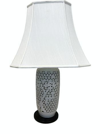 Blanc De Chine table lamp w/ ivory shade, 30.75" h