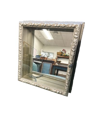 Italian Silver-Toned Mirrored Display Cabinet 17"x15"
