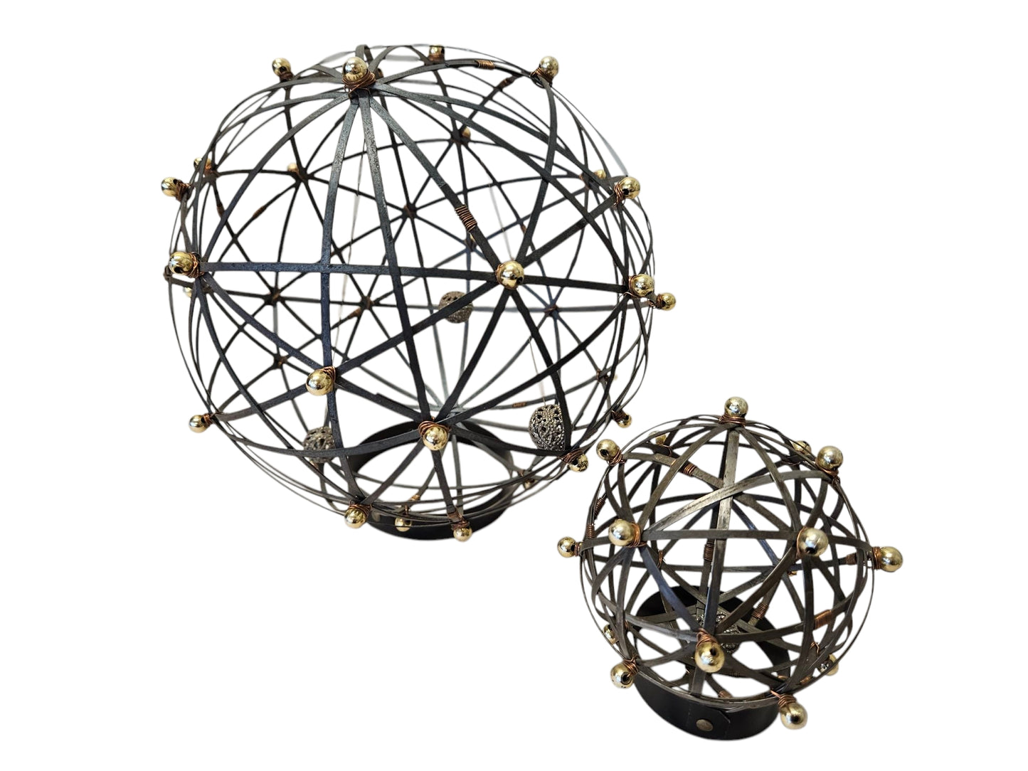Aaron Kramer Urban Objects, Pair Balls, Play n Display 8"dia, 5"dia