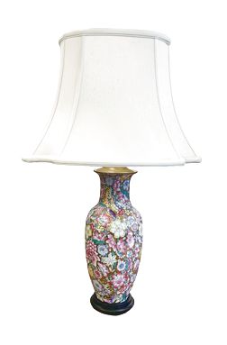 Floral Asian-style lamp w/ gold background, ivory shade, 29.5" h (has been repai