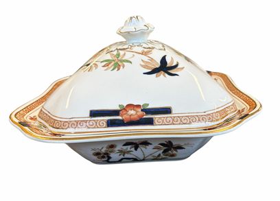 1920s Woods Ware (England) blue/rust covered vegetable dish, "Kenya" pattern, 6"
