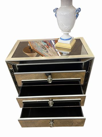 Omni Z Gallerie 3-drawer mirrored dresser, 30" h, 32" w x 18" d
