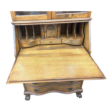 Serpentine-front Chippendale-style slant-front secretary desk w/ double glass-do