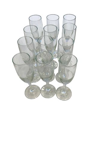 Set Of 12 Entertain Champagne Flutes 8" x4"