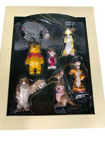 Winnie the Pooh Xmas Ornament Set 9"x11"x3"