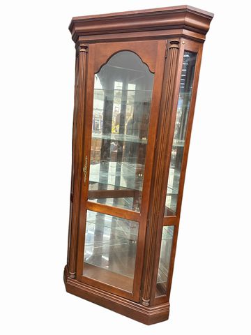 Corner curio cabinet w/touch lighting, 39x20x78