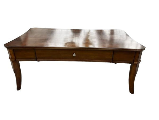 Lg Classic Wooden Coffee Table w/Drawer