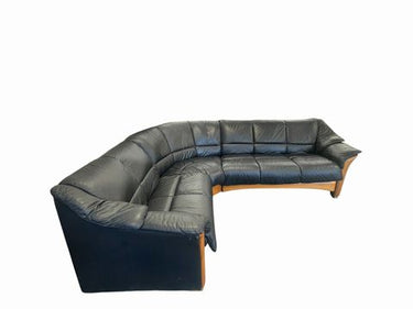 3-pc Ekornes Black Leather Sectional, 32H. 100W. 81D, 34D seat depth