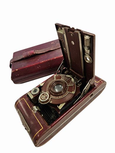 Vintage 1926 Kodak Series III Red Case and Vest Pocket Camera