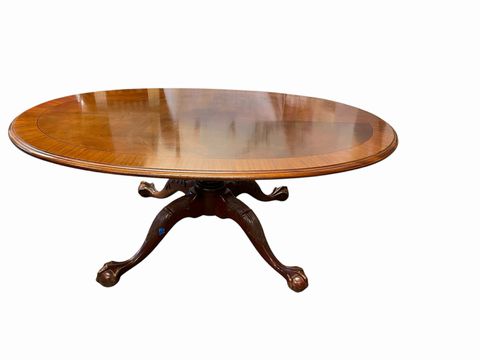 Ethan Allen Ball & Claw Coffee Table L. 46 in. x D. 24 in. x H. 18.25 in.