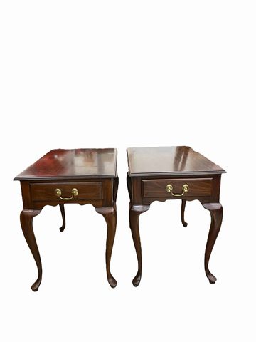 Pair of 1-drawer Queen Anne side tables, 18.5x26.5x24.5H