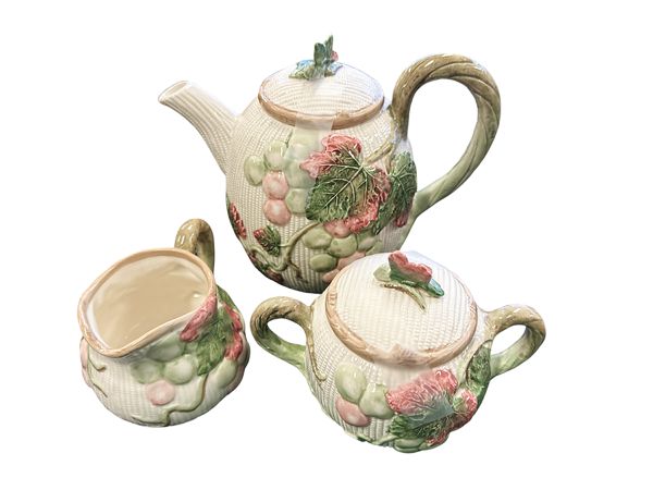 Fitz & Floyd Grape Vine Small Teapot + Creamer,Sugar