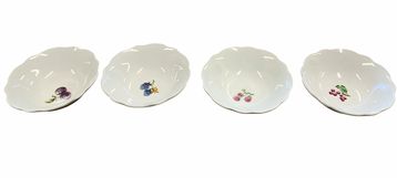 Set of 4 Cordon Bleu berry bowls, 5" diam.