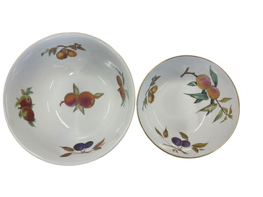 Set of 2 graduated Royal Worcester "Evesham Gold" porcelain bowls, 3" & 4.5" h,