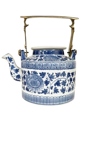 Blue/White Tea Pot Dutch 7.5" H