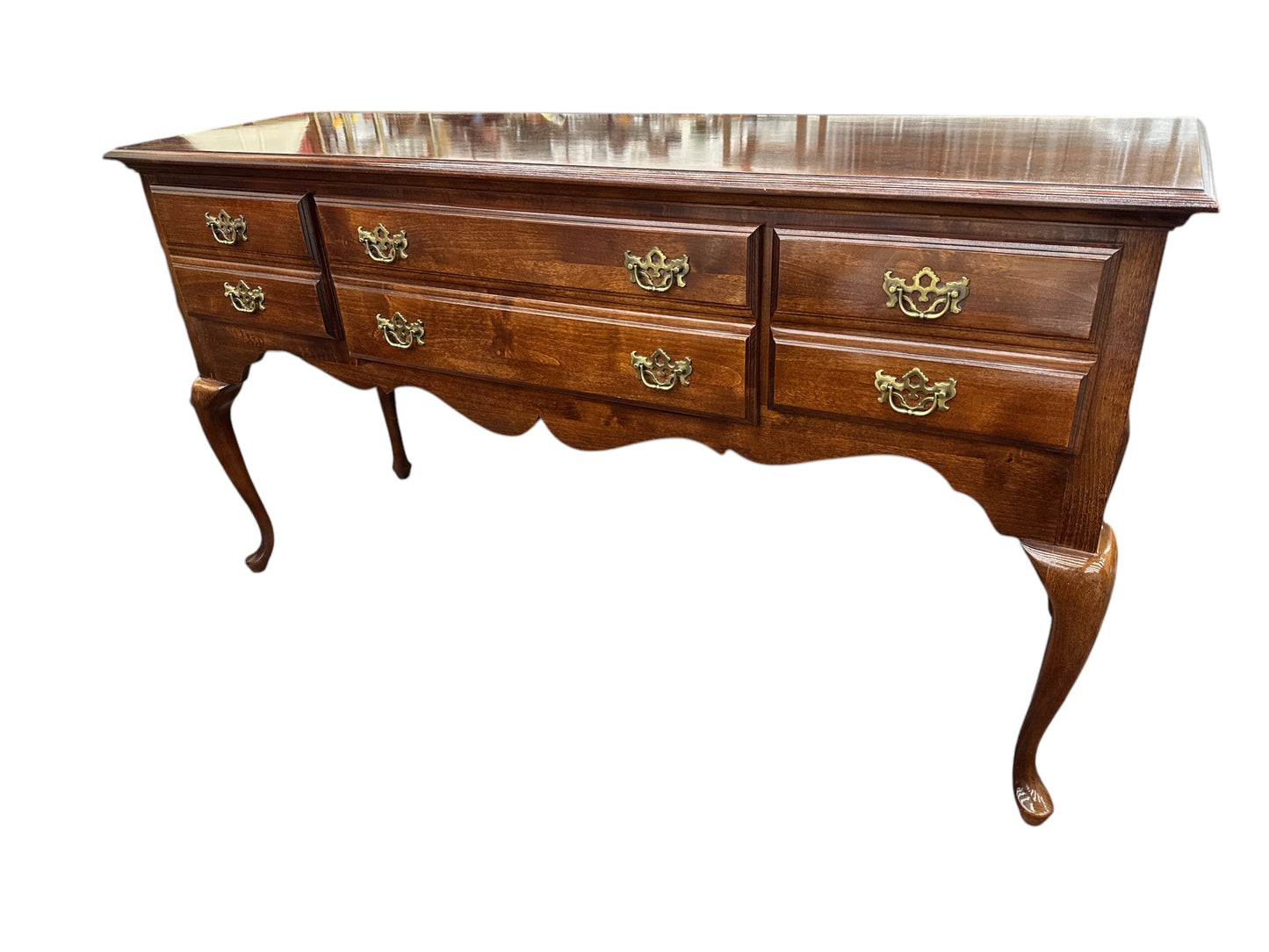 American Drew mahogany Queen Anne-style sideboard, 62x19x33.5"