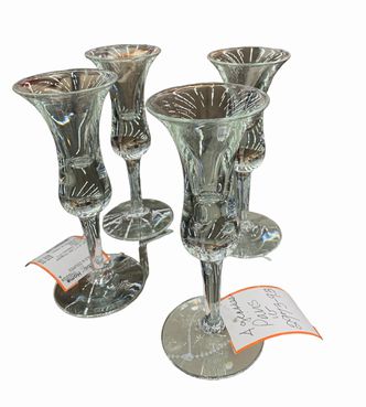 Set of 4 Tulip Shaped Cordial Glasses 5"H