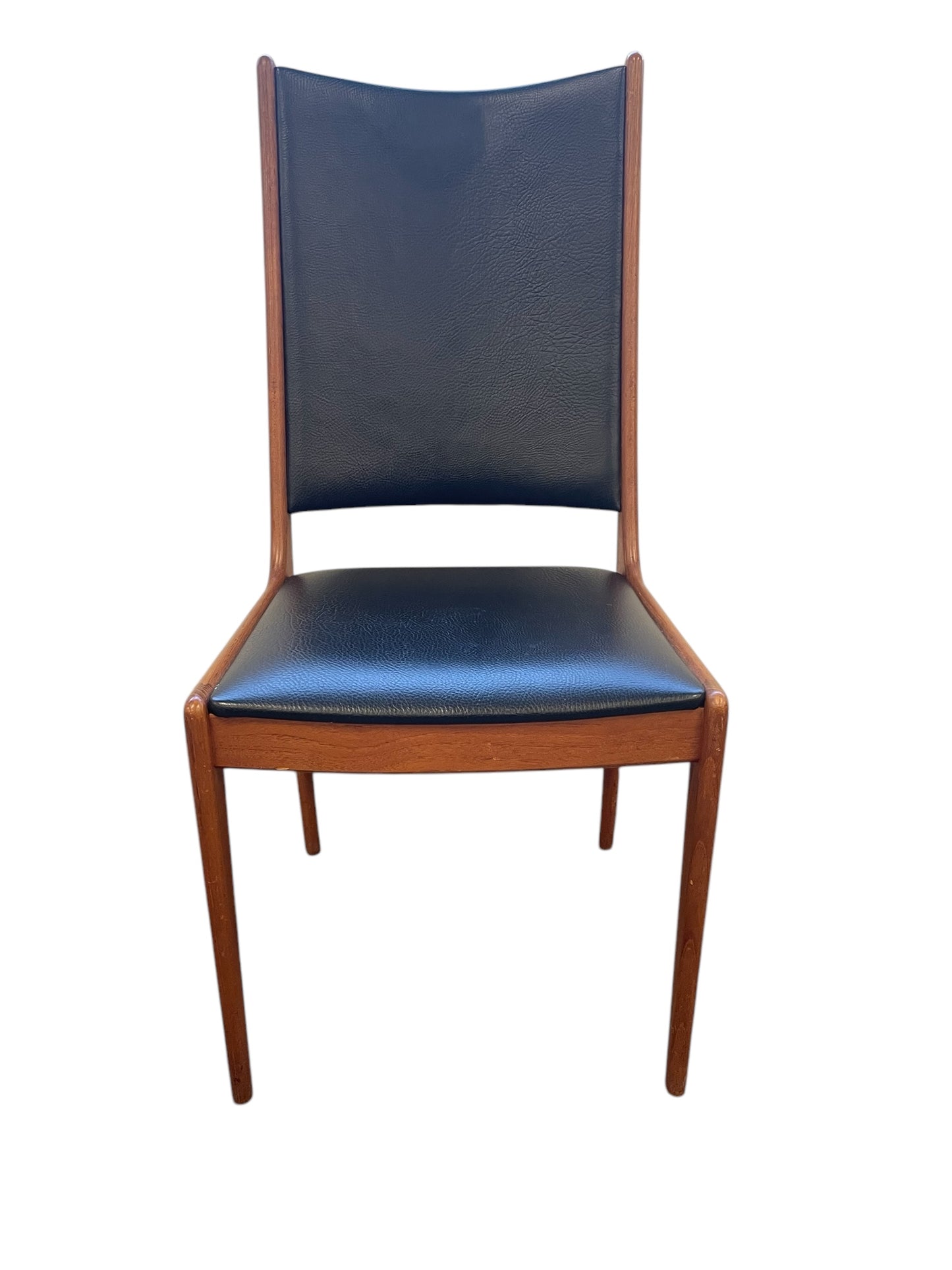 MCM Anderson teak side chair,AS-IS,18x21x39H