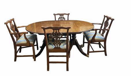 Oval Baker Historic Charleston Reproductions mahogany dining table w/ 3 18" leav