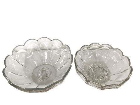 Set of 2 scalloped glass bowls, 8" & 9.5" diam.