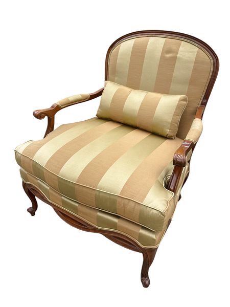 XL Ethan Allen Upholstered Chair, 39.5x33x34"