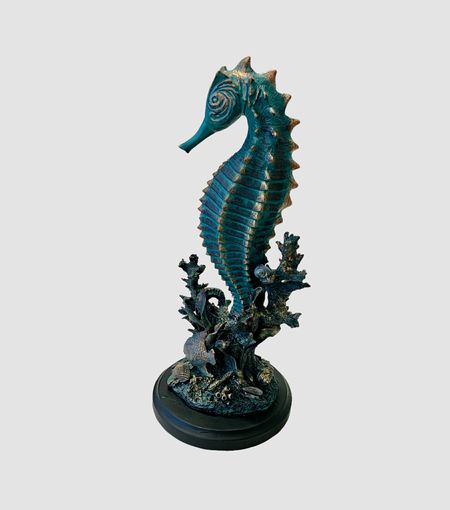 Faux Vertidris Seahorse Figurine w Shells 13"x6"