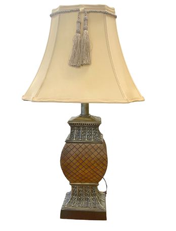 Classic table lamp w/ gold shade, 32" hL