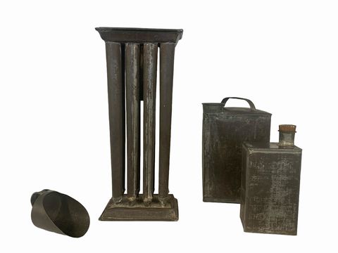 4-piece collection of tin items (candle mold, scoop, square cans)